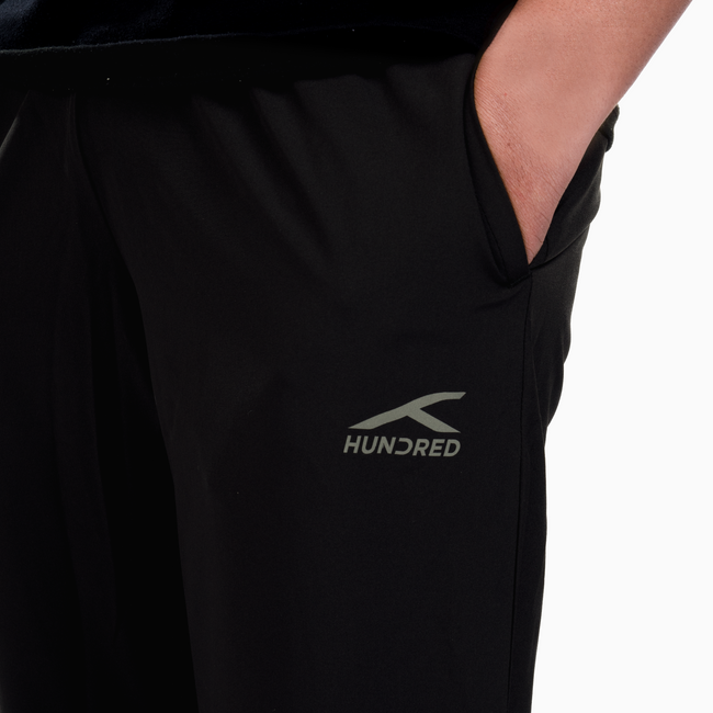 Stride Trackpant-Black