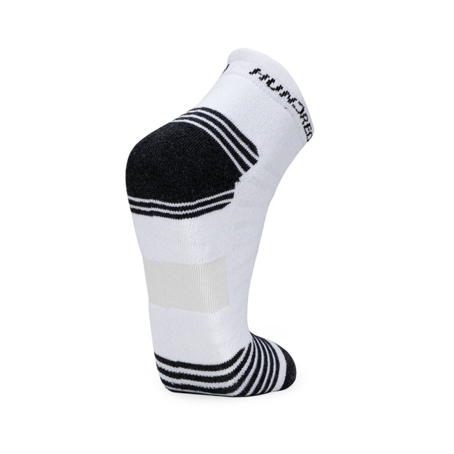 Arch Band Ankle Length Performance Sports Socks_White